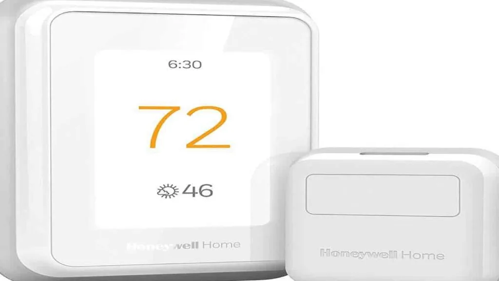 Can you dim Honeywell T9 Thermostat